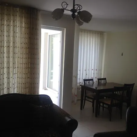 Nas-a Homes Classic Apartament